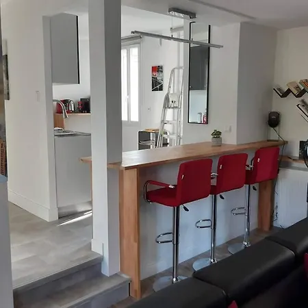 Superbe appartement Le New-York View en centre ville - Parking gratuit La Roche-Chalais Extérieur photo