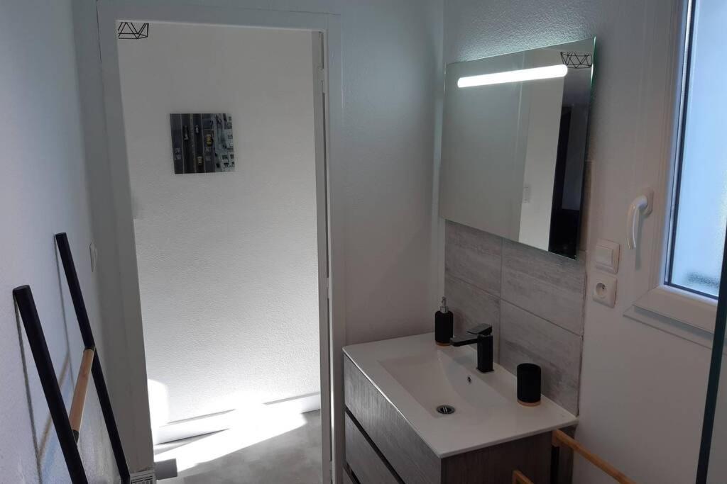 Appartement Superbe Le New-york View En Centre - Parking Gratuit La Roche-Chalais